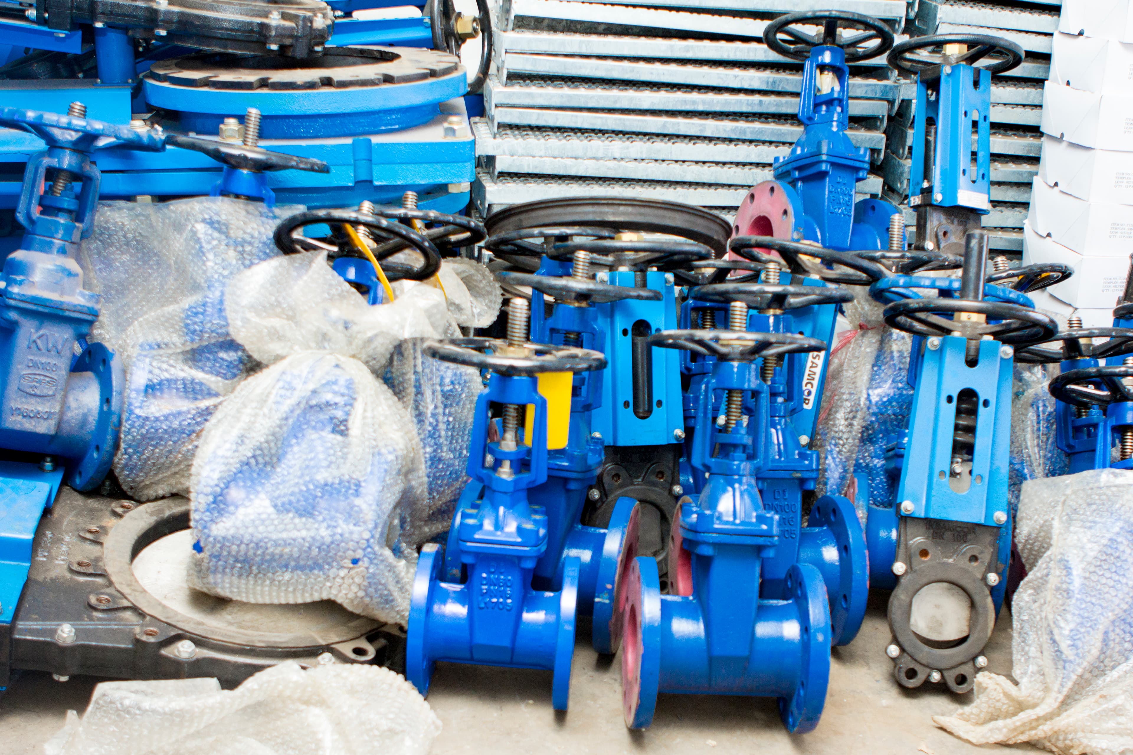 Assorted Valves